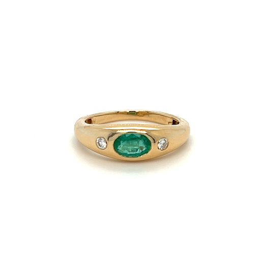 14k Dainty Oval Shape Emeralds and Diamonds Ring For Women